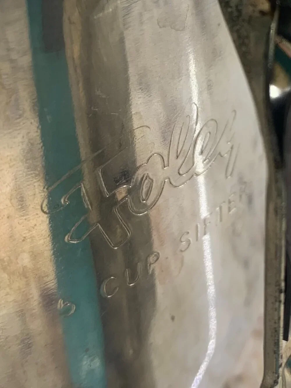 Vintage Foley 5 cup Flour Sifter Turquoise Trigger Handle